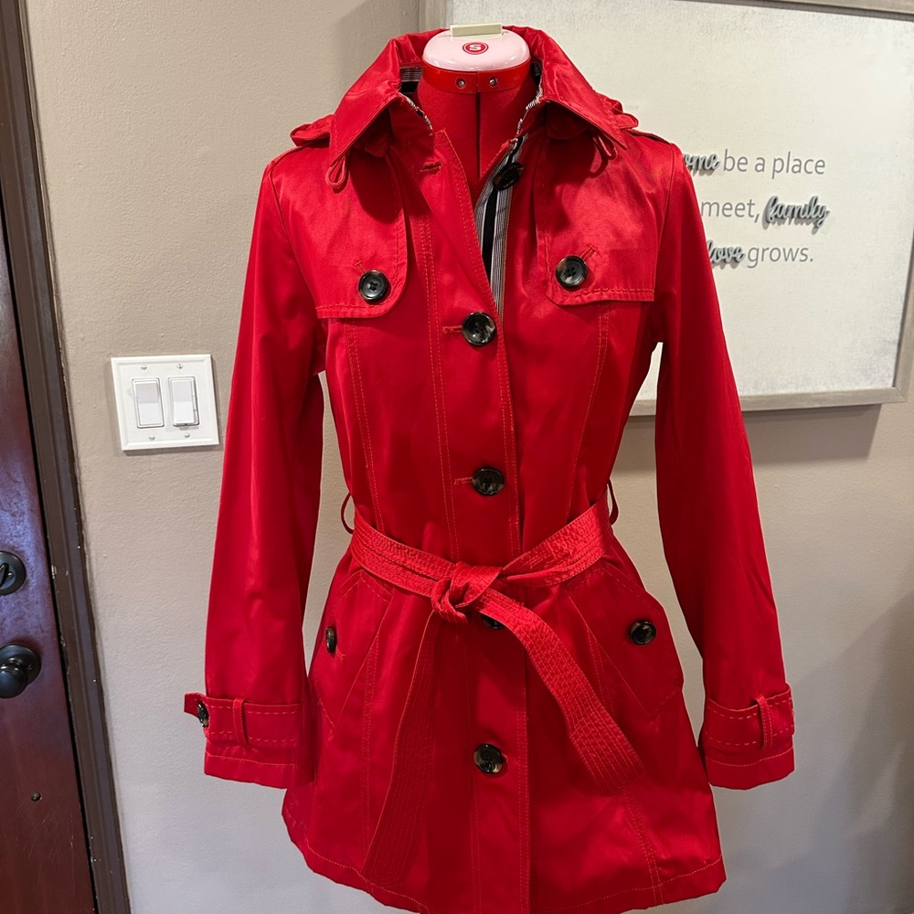 Jones New York Bold Scarlet Trench Coat